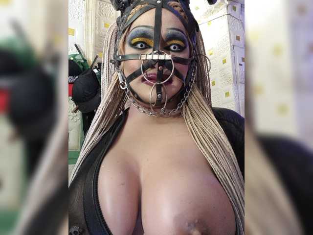 Live sex webcam photo for DRAGtoHELL #274117781