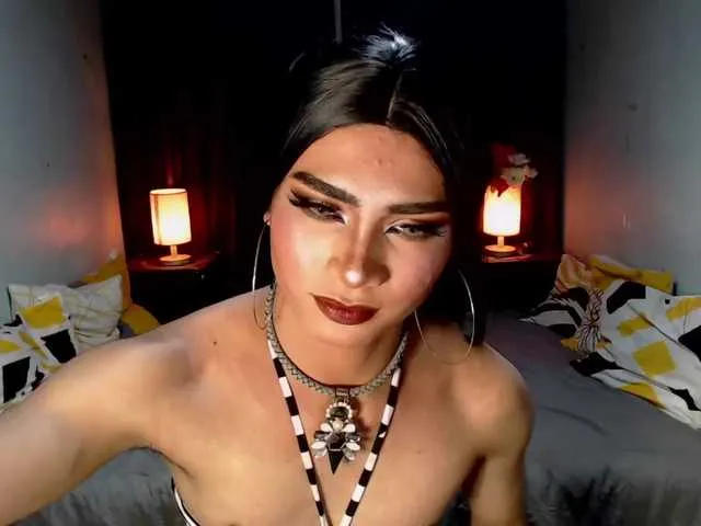 Live sex webcam photo for DREAMINGCUM #273232361