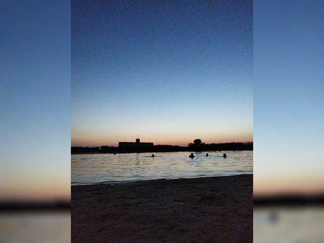 Live sex webcam photo for DRO4444ERRRR #275641747