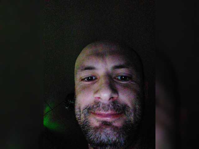 Live sex webcam photo for DRO4444ERRRR #276687177