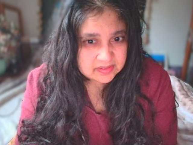 Live sex webcam photo for DUMBHOEMELANIE #290378748