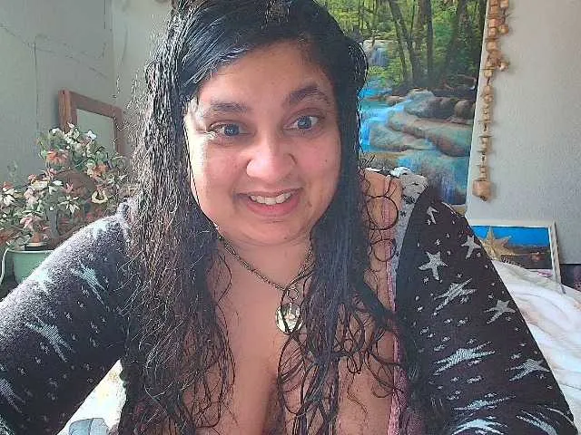 Live sex webcam photo for DUMBHOEMELANIE #290515222