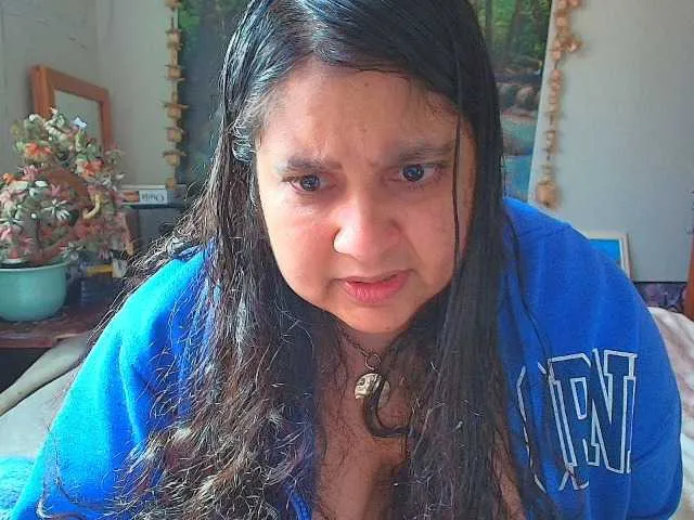 Live sex webcam photo for DUMBHOEMELANIE #290550007