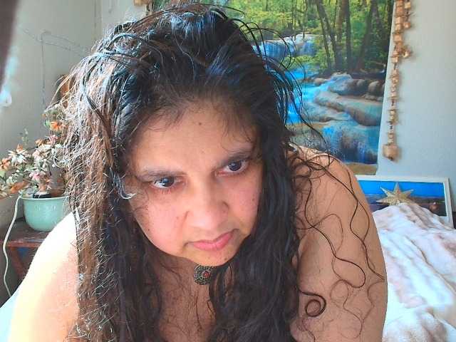 Live sex webcam photo for DUMBHOEMELANIE #290569849