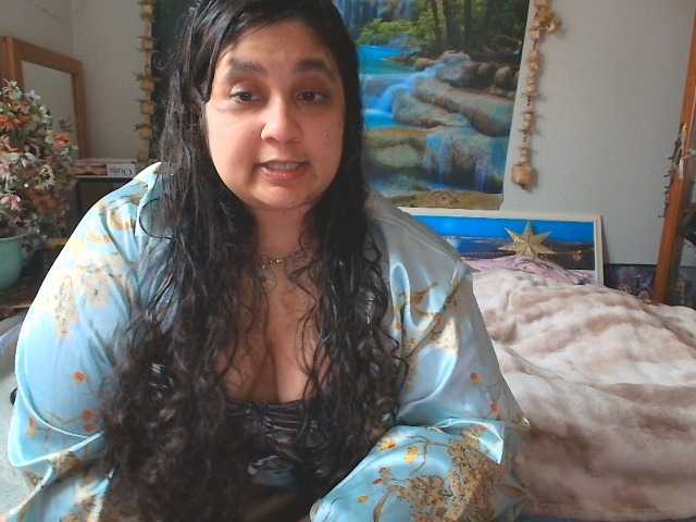 Live sex webcam photo for DUMBHOEMELANIE #290590995