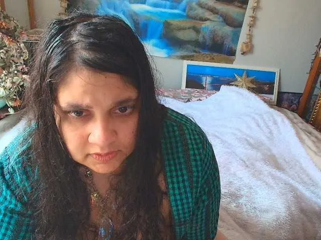 Live sex webcam photo for DUMBHOEMELANIE #290774565