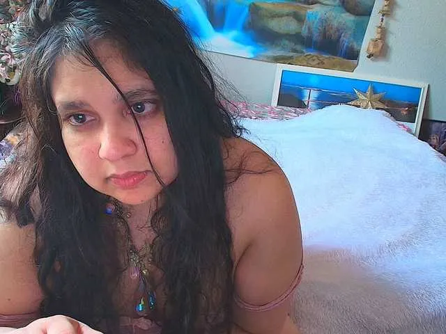 Live sex webcam photo for DUMBHOEMELANIE #290789588