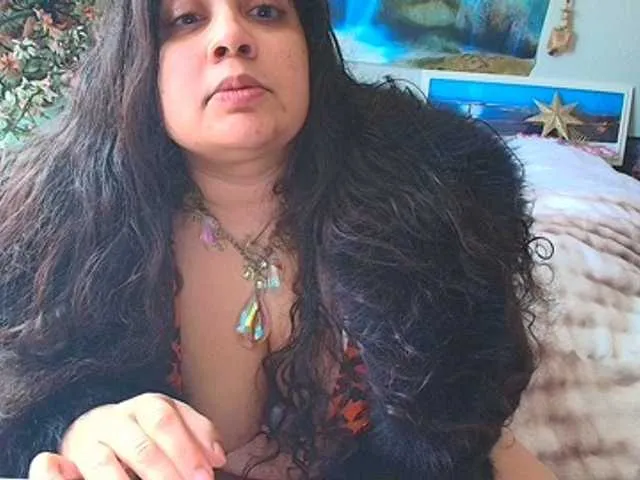 Live sex webcam photo for DUMBHOEMELANIE #290808295