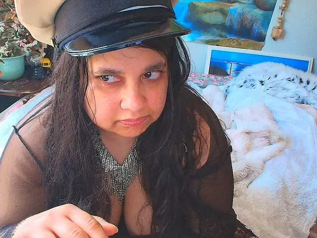 Live sex webcam photo for DUMBHOEMELANIE #290926446