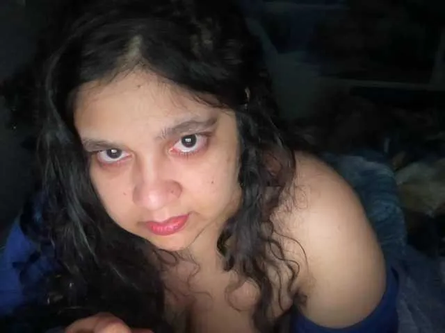 Live sex webcam photo for DUMBHOEMELANIE #290977665