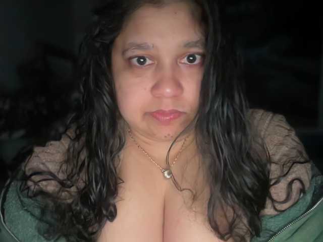 Live sex webcam photo for DUMBHOEMELANIE #291152453