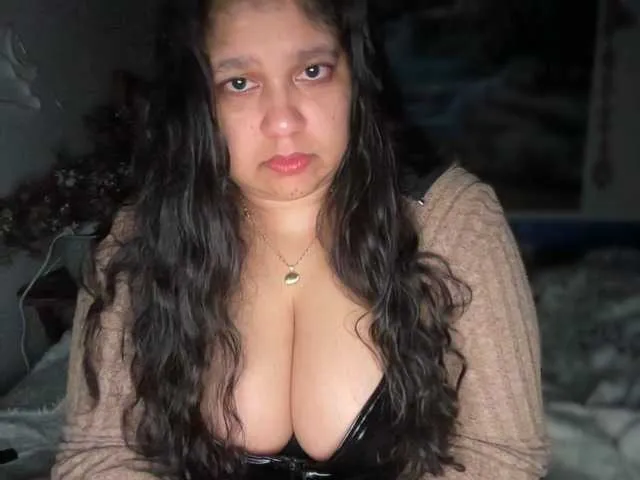 Live sex webcam photo for DUMBHOEMELANIE #291245888