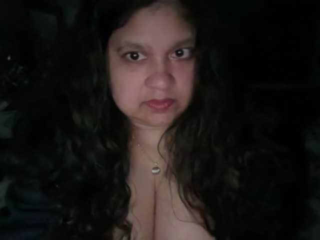 Live sex webcam photo for DUMBHOEMELANIE #291384366