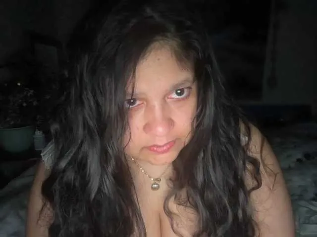 Live sex webcam photo for DUMBHOEMELANIE #291506950