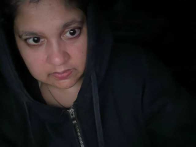 Live sex webcam photo for DUMBHOEMELANIE #292006047