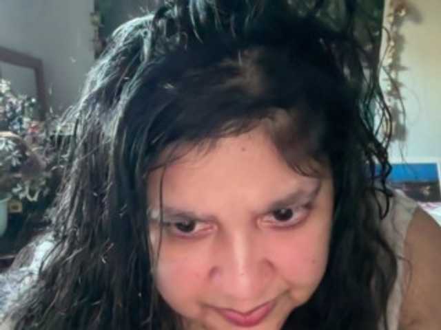 Live sex webcam photo for DUMBHOEMELANIE #292111156