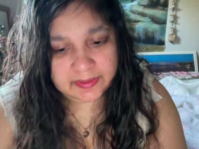 Live sex webcam photo for DUMBHOEMELANIE #292139339