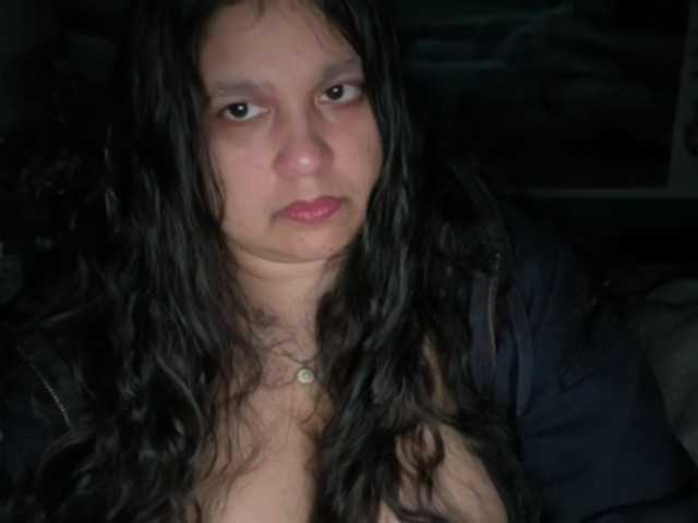 Live sex webcam photo for DUMBHOEMELANIE #292141147