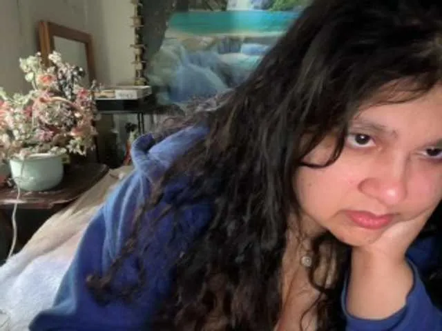 Live sex webcam photo for DUMBHOEMELANIE #292242956