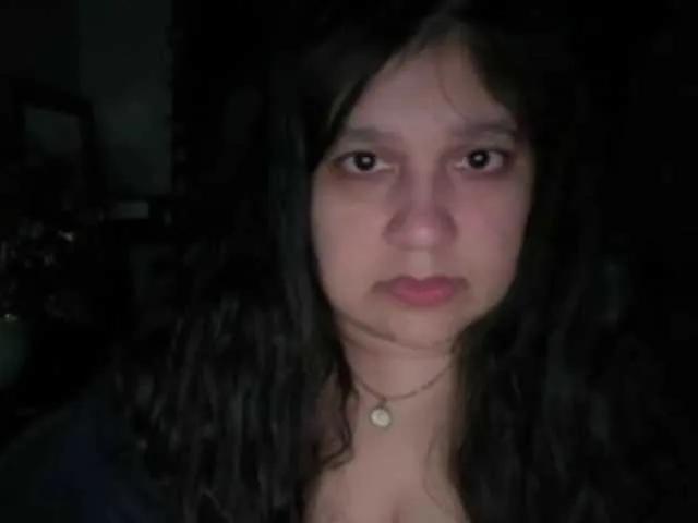 Live sex webcam photo for DUMBHOEMELANIE #292360166