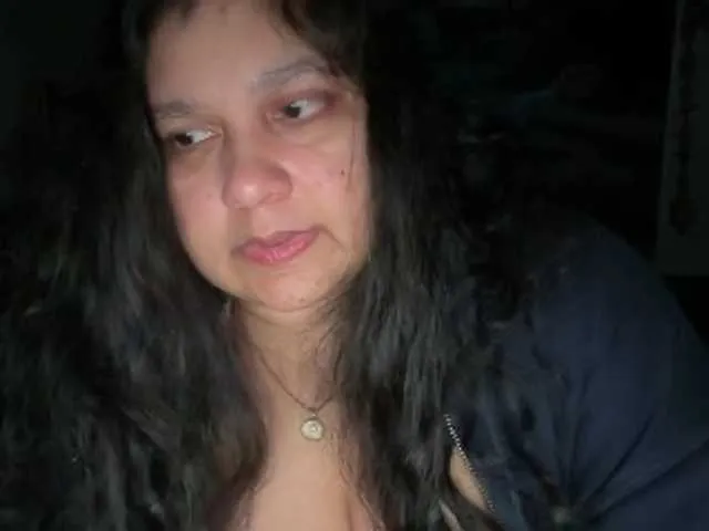 Live sex webcam photo for DUMBHOEMELANIE #292427784