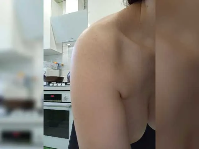 Live sex webcam photo for DYWA-DRAKONA #276548716