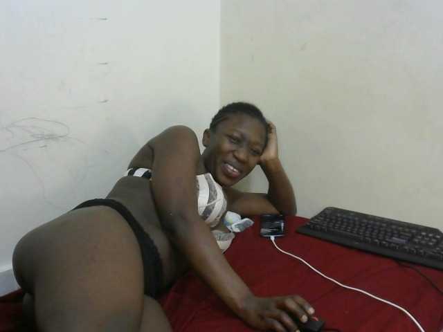 Live sex webcam photo for Daddiesgirl #276229889