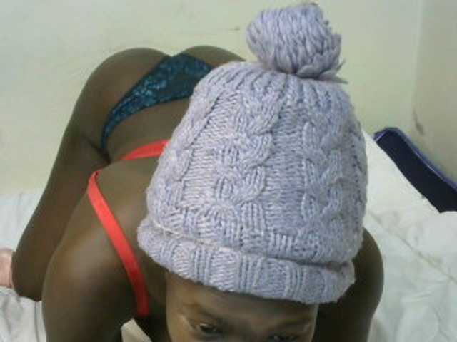 Live sex webcam photo for Daddiesgirl #276301307