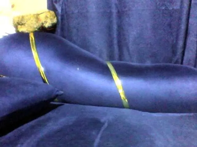 Live sex webcam photo for Daddiesgirl1 #291161063