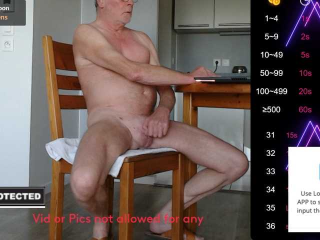 Live sex webcam photo for Daddyschuppa #273559293