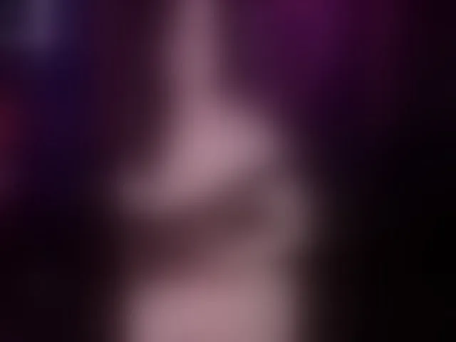 Live sex webcam photo for Daddysprincess90699 #293921541