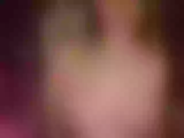 Live sex webcam photo for DaenerysDaen #276851359
