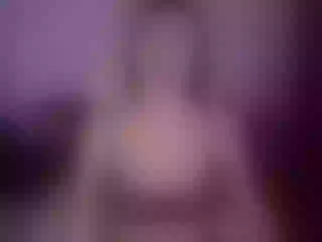 Live sex webcam photo for DaenerysDaen #290744466
