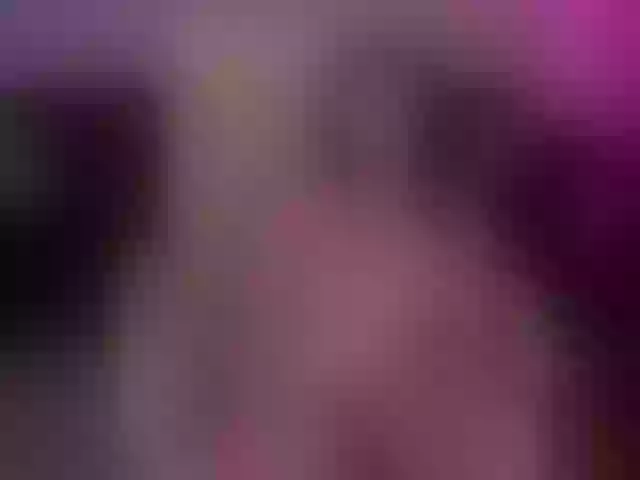 Live sex webcam photo for DaenerysDaen #291307594