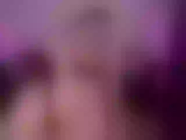 Live sex webcam photo for DaenerysDaen #291352360
