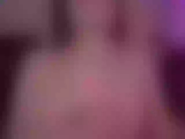Live sex webcam photo for DaenerysDaen #291364246