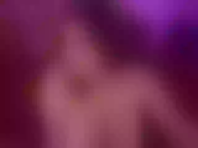 Live sex webcam photo for DaenerysDaen #291637059