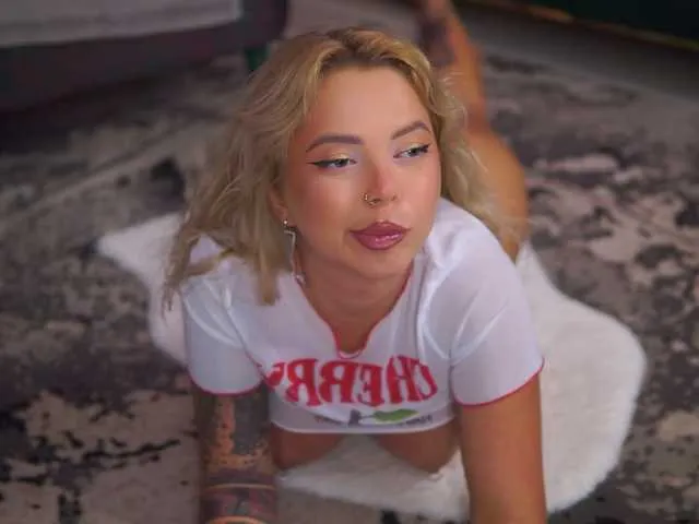 Live sex webcam photo for DaenerysDrogo #291199162