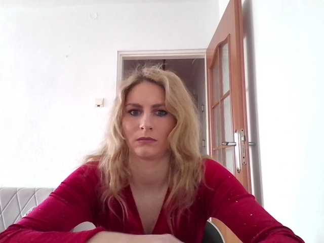 Live sex webcam photo for DagmarieFoxy #290846397