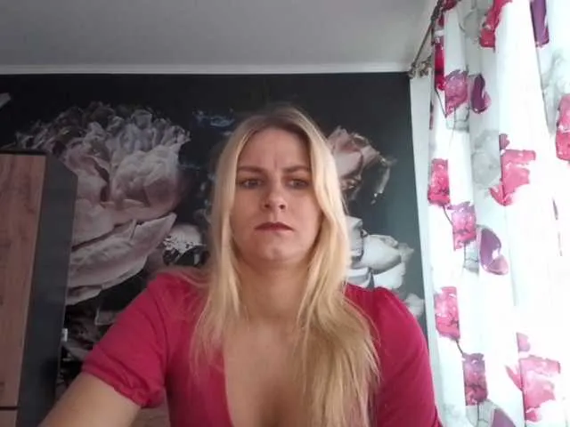 Live sex webcam photo for DagmarieFoxy #291952833