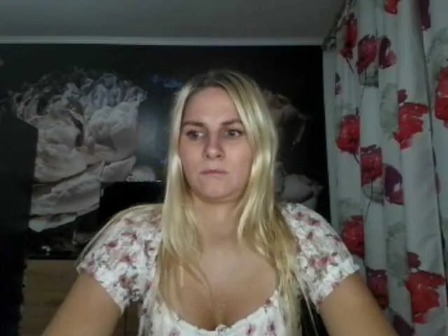 Live sex webcam photo for DagmarieFoxy #291962170
