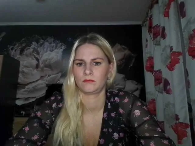 Live sex webcam photo for DagmarieFoxy #291981567