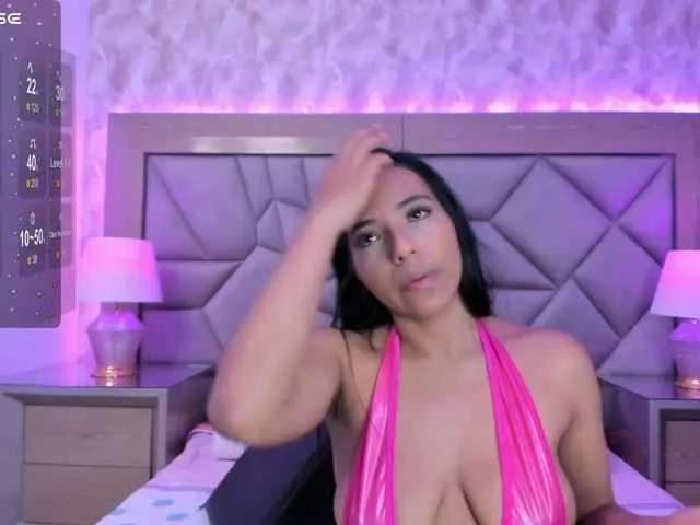 Live sex webcam photo for DahianFord #292781157