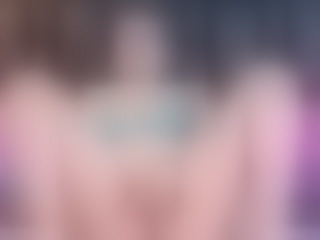 Live sex webcam photo for DahianaMoss #294030752