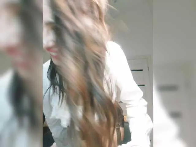 Live sex webcam photo for Daineko12 #291429259