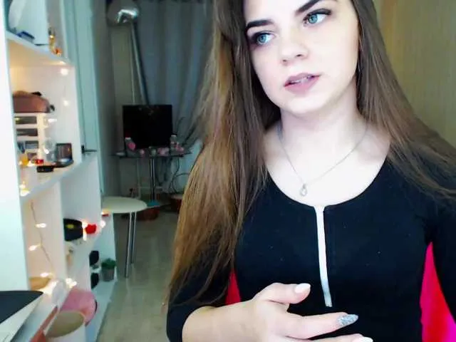 Live sex webcam photo for Daisy-777- #272221495