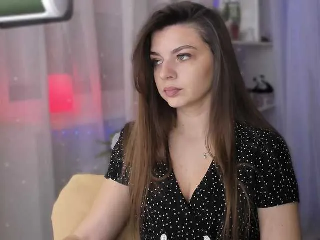 Live sex webcam photo for Daisy-777- #290776752