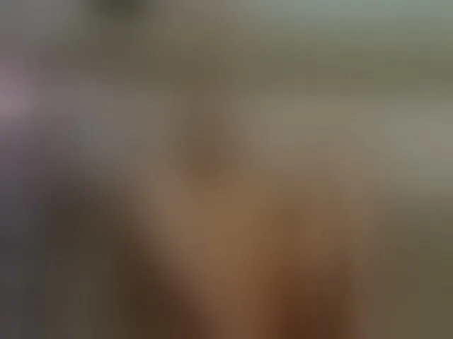 Live sex webcam photo for DaisyAbby03 #292764958