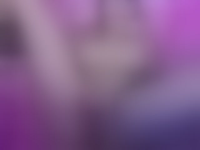 Live sex webcam photo for DaisyAbby03 #294289280