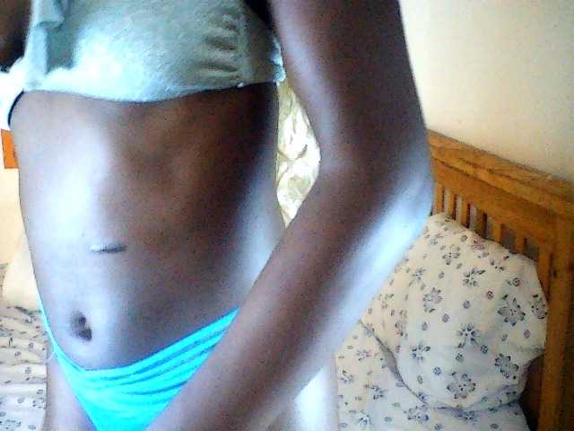 Live sex webcam photo for Daisyi #294286390